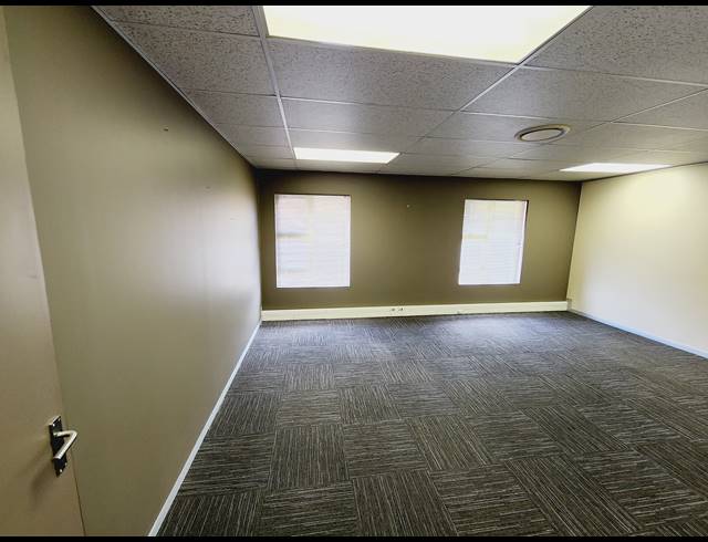 353M² OFFICE TO LET IN NORTH RIDING